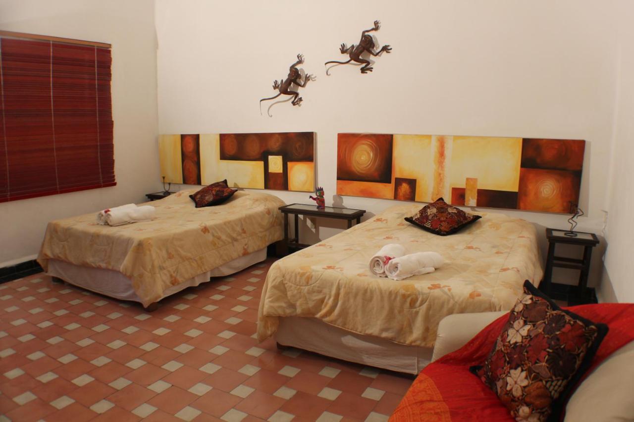 Casa Madero Rooms Cuernavaca Exterior foto